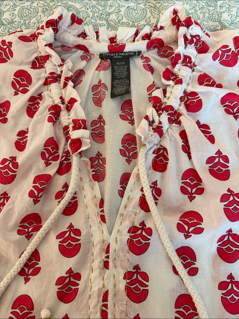Women's Plus Size 1X CHELSEA & THEODORE DRESS in Red & White with GOLD Accents - Picture 4 of 10